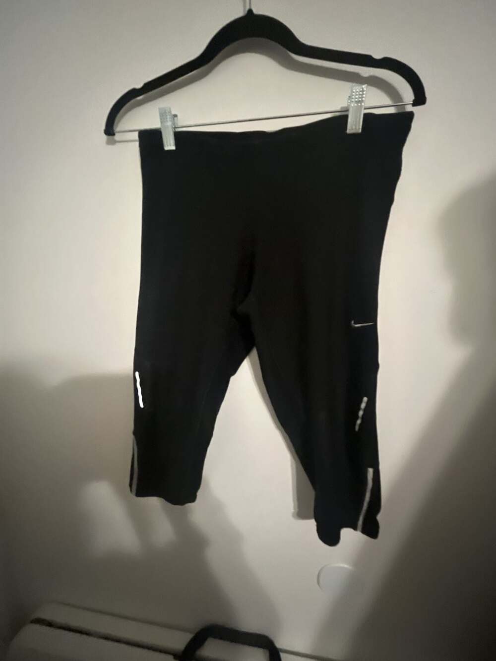 Nike Women's Dri-Fit Running Capri Leggings with Zipper Pocket and Reflective Ac